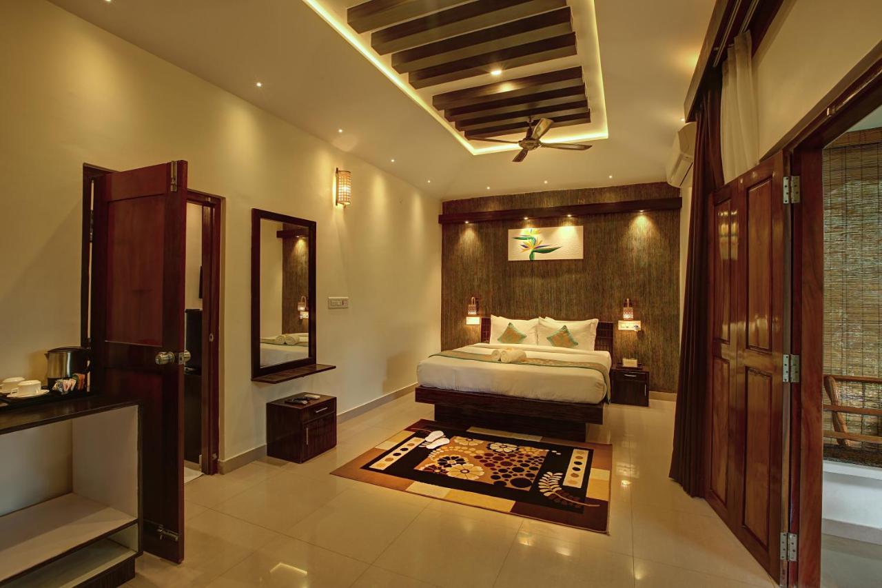Gokulam Grand Resort & Spa, Coorg Kushālnagar Dış mekan fotoğraf