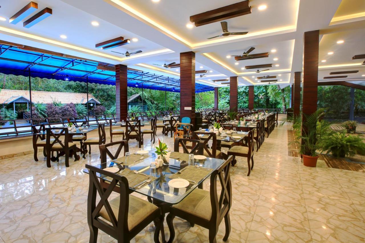 Gokulam Grand Resort & Spa, Coorg Kushālnagar Dış mekan fotoğraf