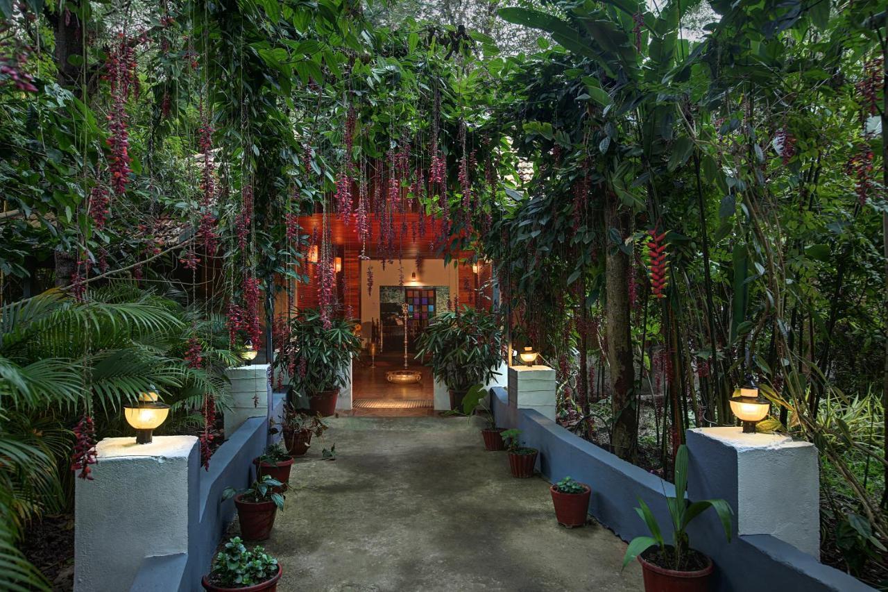 Gokulam Grand Resort & Spa, Coorg Kushālnagar Dış mekan fotoğraf