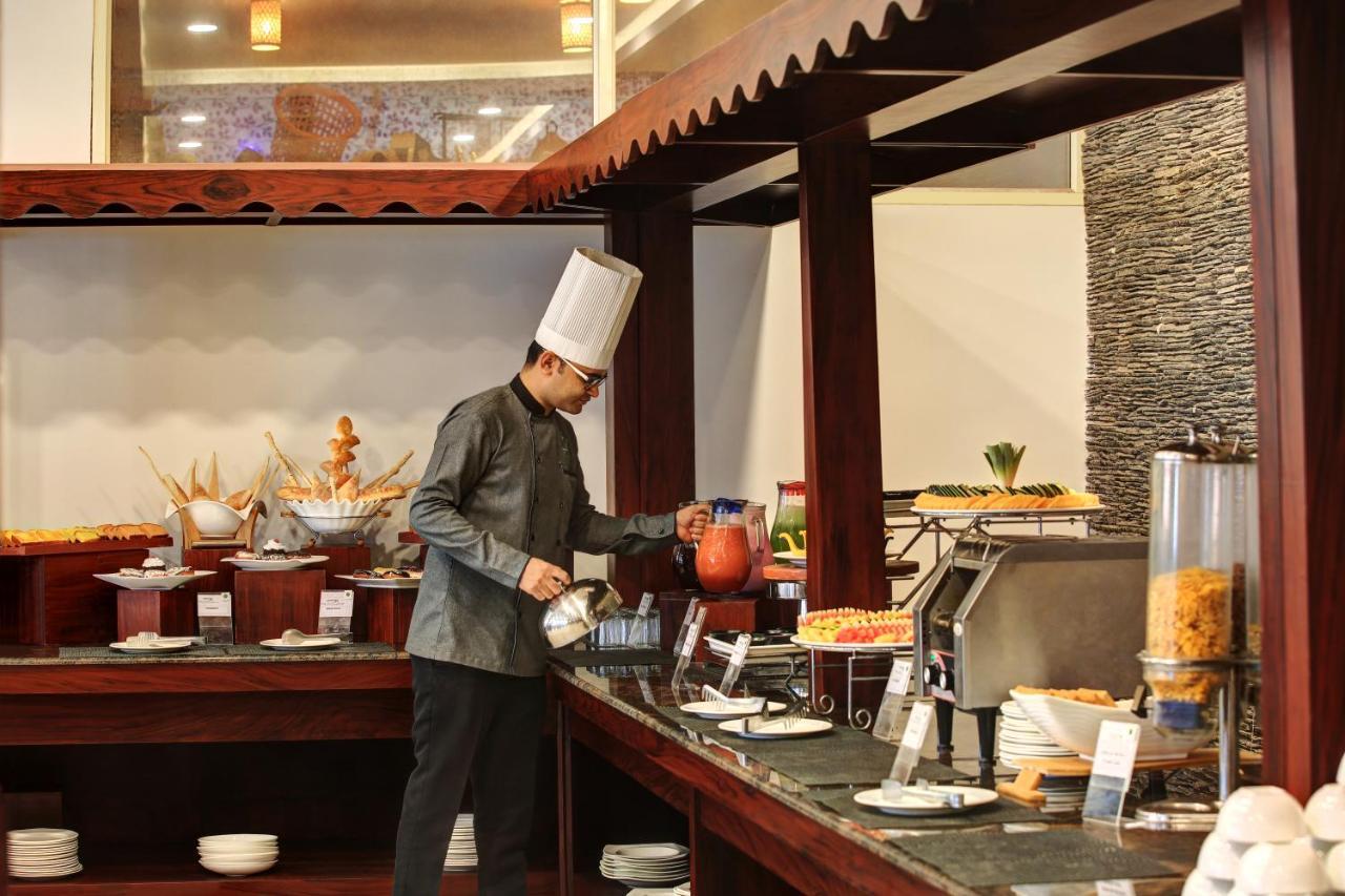 Gokulam Grand Resort & Spa, Coorg Kushālnagar Dış mekan fotoğraf