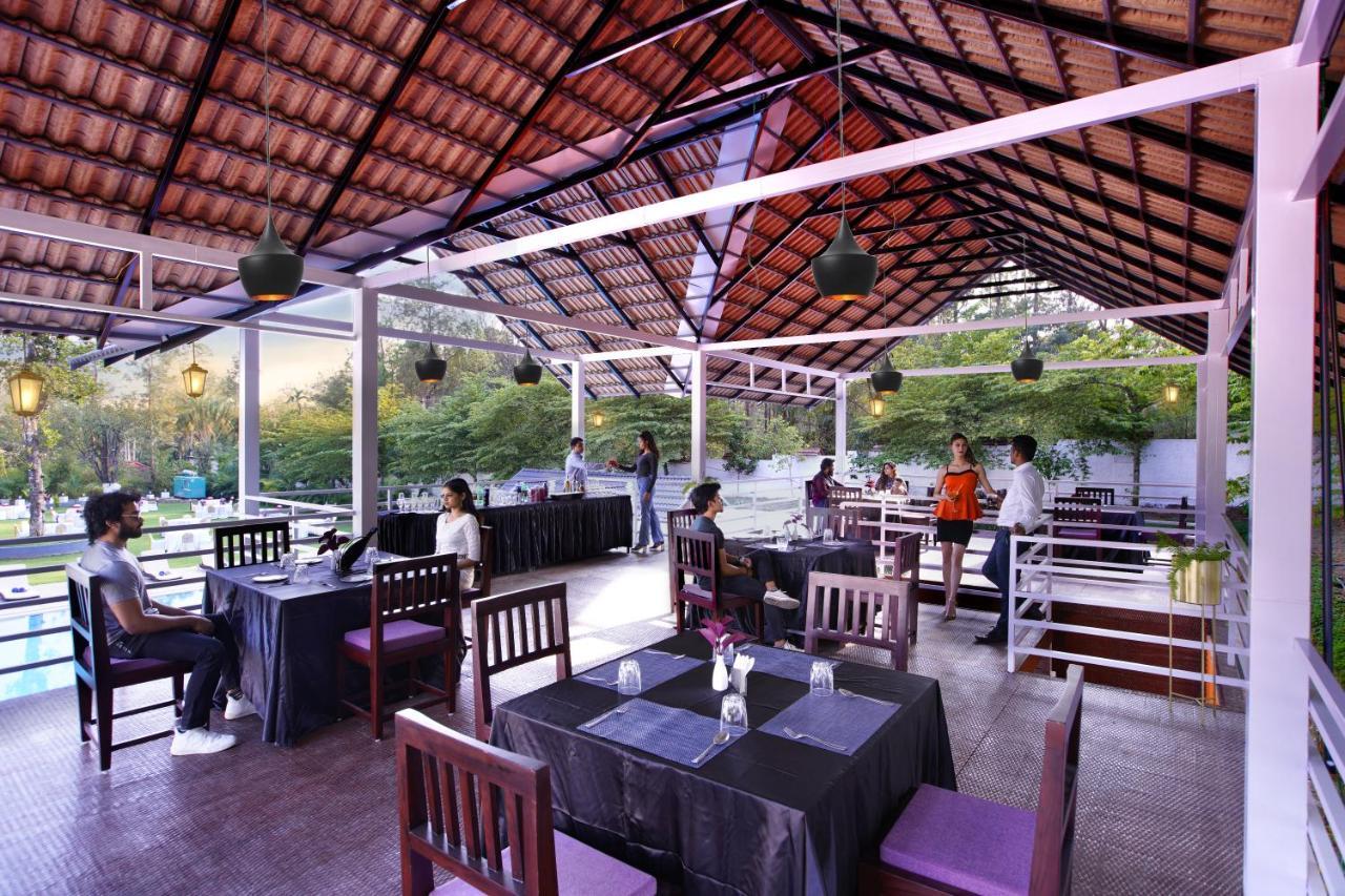 Gokulam Grand Resort & Spa, Coorg Kushālnagar Dış mekan fotoğraf