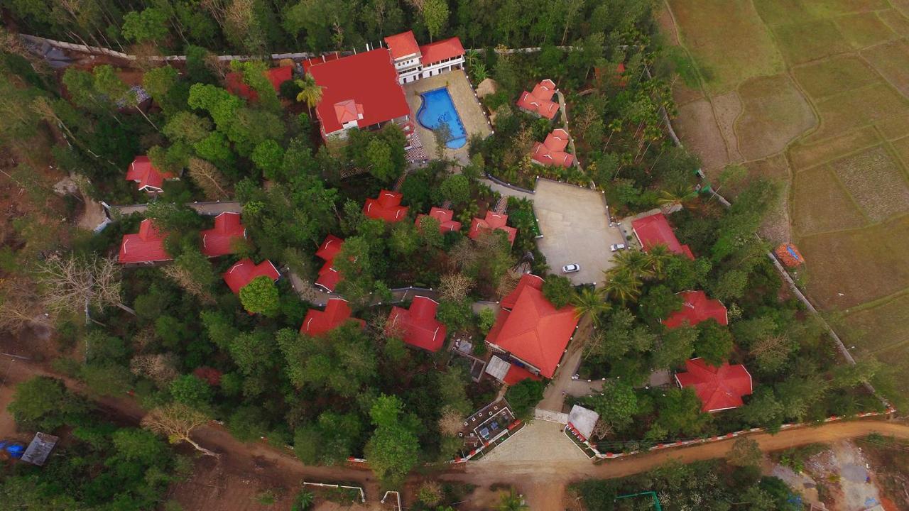 Gokulam Grand Resort & Spa, Coorg Kushālnagar Dış mekan fotoğraf