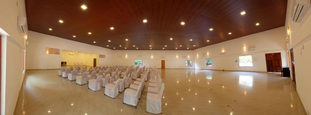 Gokulam Grand Resort & Spa, Coorg Kushālnagar Dış mekan fotoğraf